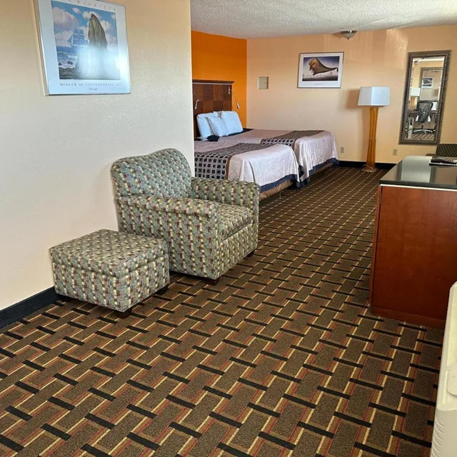 Room, King Bed, 2 Queen Beds, Accessible, Stay Inn by OYO Near I 80 Lincoln West 4/5