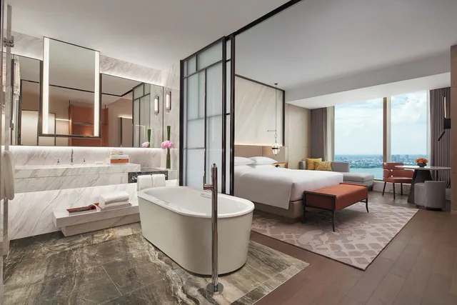 Room, King Bed, Lake View, Hyatt Regency Changshu Kuncheng Lake 6/8