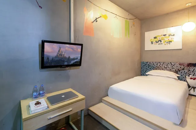 Semi Room, Special, Semi Double Bed، Colour Inn Shenzhen Dongmen Branch 1/1
