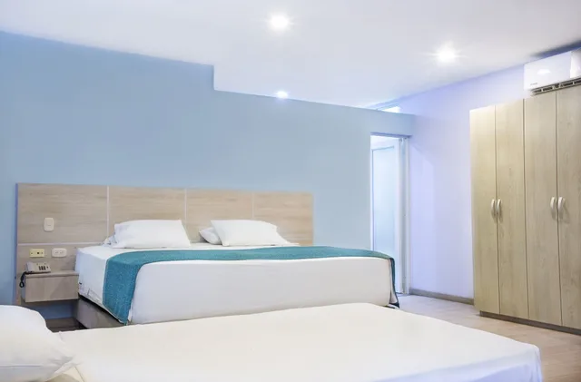 غرفة ثلاثية بسرير مزدوج مع أريكة، Santorini Casablanca 4/9