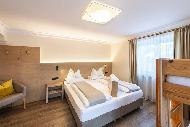 غرفة ديلوكس بسرير كوين، Hotel Gran Fanes 1/7