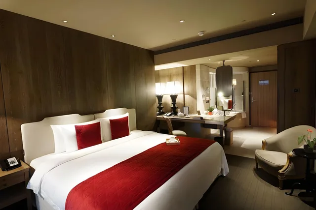 Superior, King Bed, No Parking، Palais de Chine Hotel 3/3