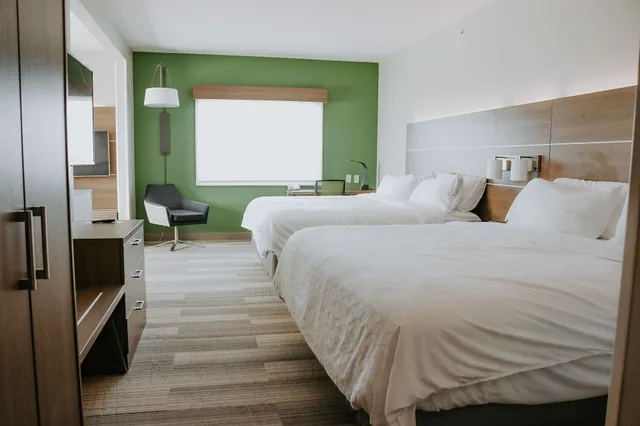 جناح بسريرين كينج بغرفتي نوم، Holiday Inn Express and Suites Lincoln South 2/10