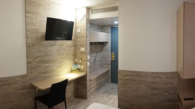 غرفة بسرير مزدوج، ACOTEL CONFORT 5/5