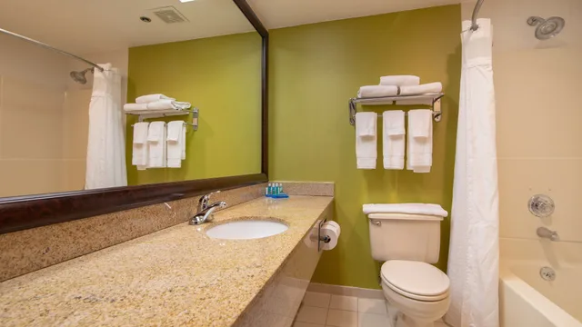 غرفة قياسية بسرير كينج، Holiday Inn Express Stony Brook-Long Island 5/5