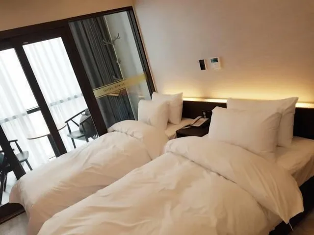 غرفة بسريرين منفصلين، Hotel Wooyeon Flora 1/3