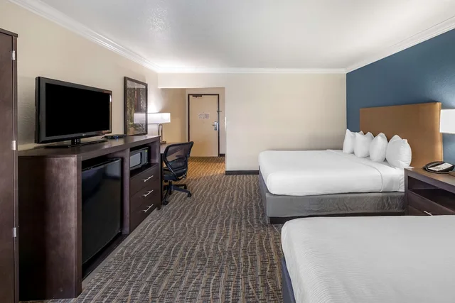غرفة قياسية بسريرين كوين لذوي الإعاقة، Best Western Town & Country Lodge 7/10