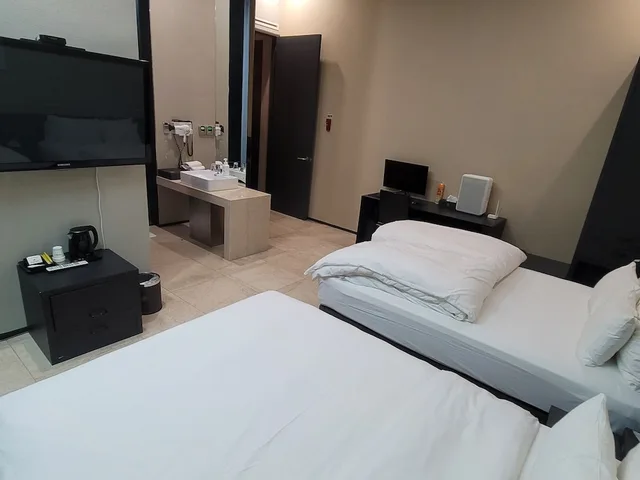 غرفة عائلية بسريرين كوين، Starhills Hotel 5/6