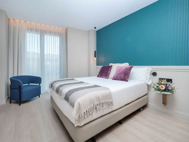 غرفة رباعية، ARCELON HOTEL 1/1