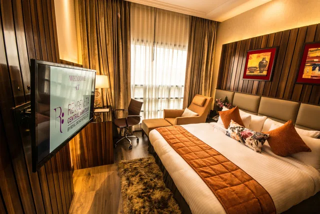 جناح، Regenta Central Amritsar 1/1