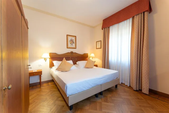 غرفة كلاسيكية بسرير مزدوج في الملحق، Park Hotel Villa Ariston 3/7