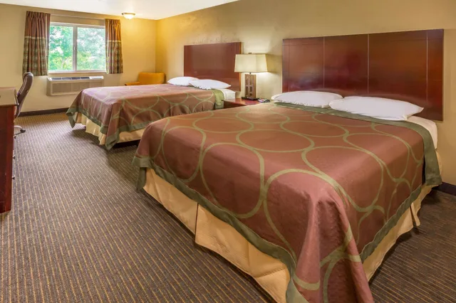 غرفة بسريرين كوين لذوي الإعاقة، Super 8 by Wyndham Woodburn 3/4