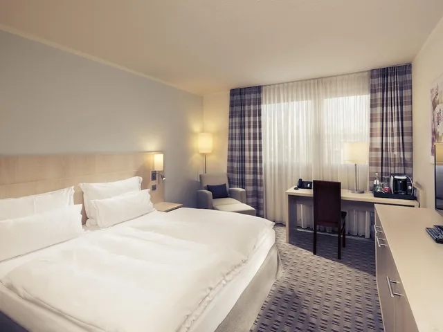 غرفة قياسية بسرير مزدوج مع أريكة، Mercure Mannheim am Friedensplatz 3/6