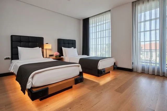 غرفة ديلوكس بسريرين منفصلين بإطلالة على البحر، METROPOLITAN HOTELS BOSPHORUS 4/10