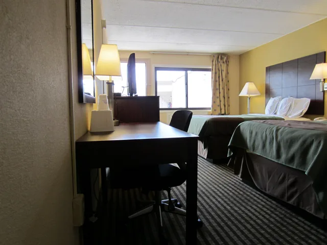 غرفة بسريرين مزدوجين، Americas Best Value Inn Central Valley 4/10