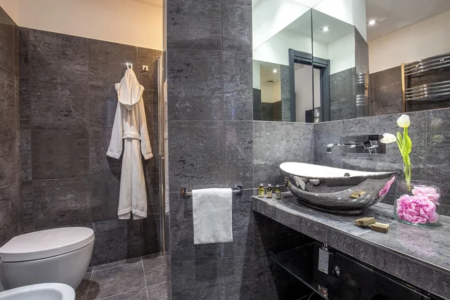 غرفة فاخرة ثلاثية بثلاثة أسرّة، GCF Luxury Suites Guest House 4/6