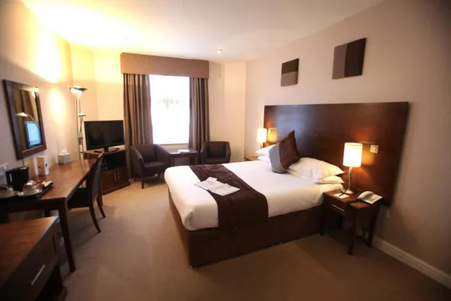 غرفة بسريرين منفصلين، Cave Castle Hotel Country Club 4/10