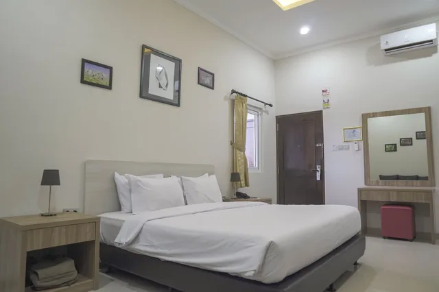 فيلا ديلوكس بسرير كينج وسريرين منفصلين بإطلالة على البحر بغرفتي نوم للمدخنين، Asoka Resort Banten 3/4