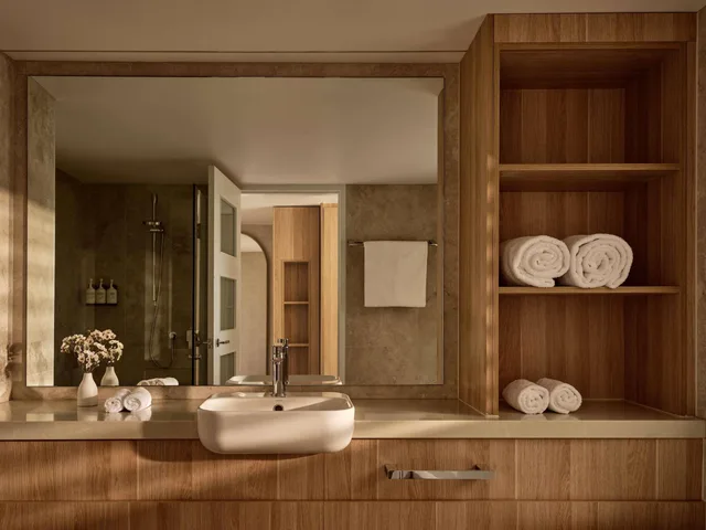 غرفة سوبيريور بسريرين كوين بإطلالة على المدينة، The Brighton Hotel Sydney - Mgallery Collection 5/5