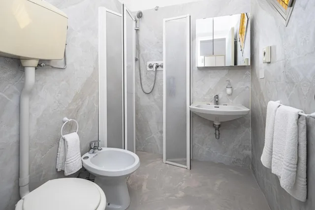 غرفة رباعية بشرفة، Hotel Gioiello 3/4
