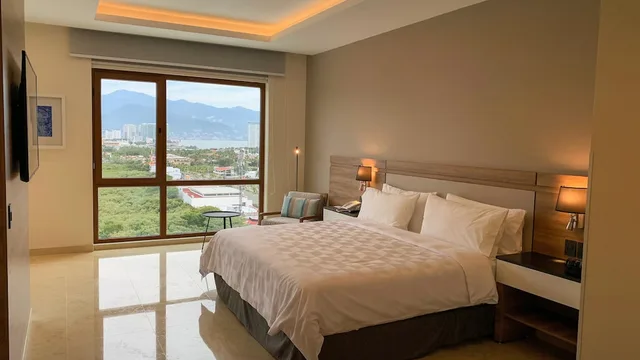 جناح بسرير كينج في الطابق العلوي، Holiday Inn and Suites Puerto Vallarta Marina and Golf 2/6