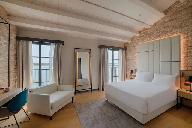 Junior Suite, Double Bed, Lagoon View، Nh Collection Venezia Murano Villa 2/8