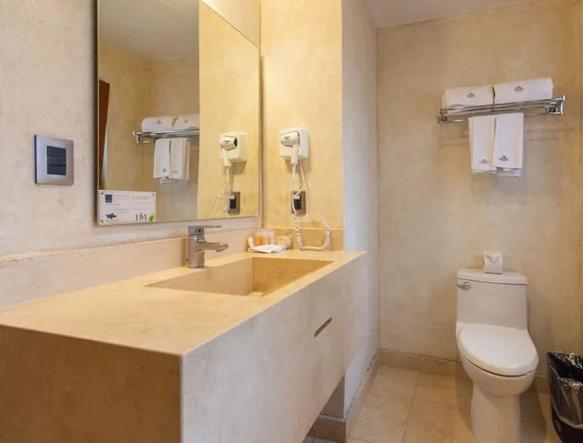 غرفة بريميوم بسريرين كوين، Hotel Madero 2/2