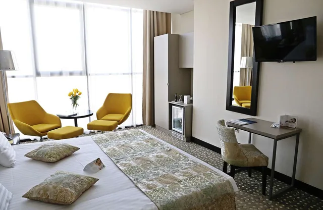 غرفة ديلوكس ثلاثية بثلاثة أسرّة، Leonardo Hotel Bucharest City Center (ex Golden Tulip Victoria) 8/10