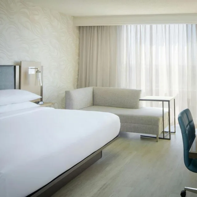 غرفة بسرير كينج، Marriott Miami Airport 4/17