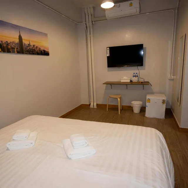Room, Double Bed, Pratunam Family House 2 8/10