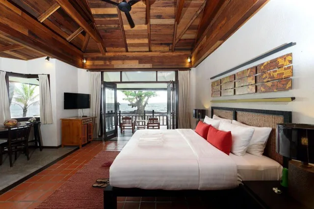 Deluxe, Double Bed, Beach Front، Moracea By Khao Lak Resort 1/4