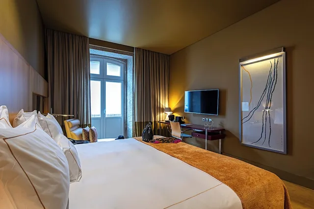 غرفة كلاسيكية بسريرين منفصلين مع سرير إضافي، Pestana Palacio do Freixo - Porto 1/2