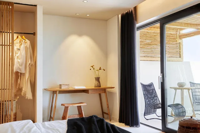 غرفة سوبيريور بإطلالة على البحر بجاكوزي، The Syntopia Hotel 3/8