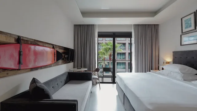 غرفة ديلوكس بسرير مزدوج بإطلالة على المسبح، Sugar Marina Resort Surf 2/10