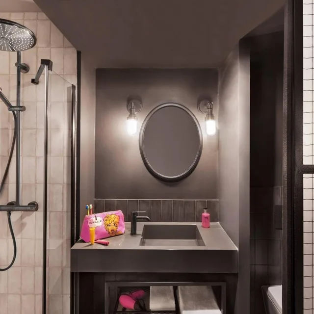 Moxy Sleeper, Guest Room, Twin Beds, Moxy Lille City 3/3