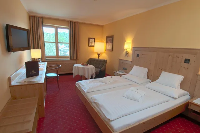 غرفة كلاسيكية بسرير مزدوج، HOTEL TIEFENBRUNNER 2/6