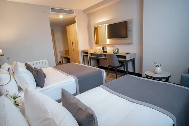 غرفة قياسية بسريرين منفصلين، Mayi Hotel 3/7