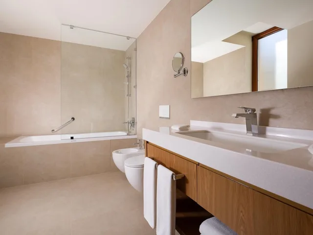 غرفة سوبيريور بسرير مزدوج، Mercure Bukhara Old Town 4/5