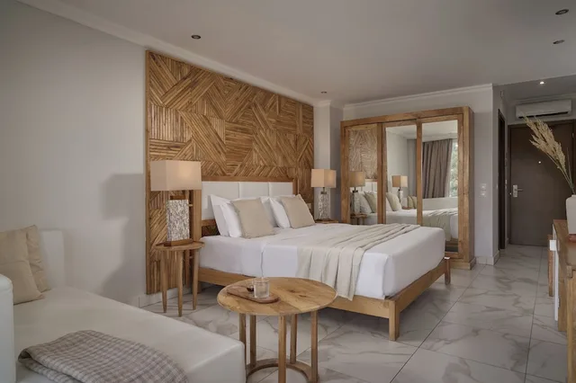 Superior, Queen Bed, Plunge Pool، Mythos Palace Resort - Adults only 3/8