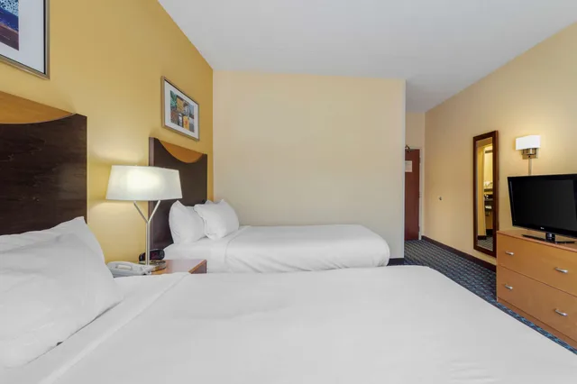 غرفة قياسية بسريرين كوين، Comfort Inn & Suites Corbin North 6/10