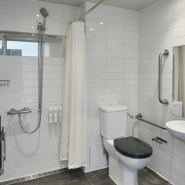 Efficiency, Double Bed، Four Points Flex by Sheraton Cardiff 9/9