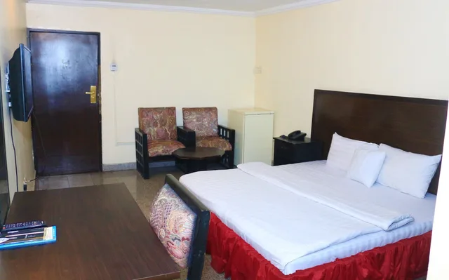 Executive, Queen Bed, Sissi Hotel 3/4