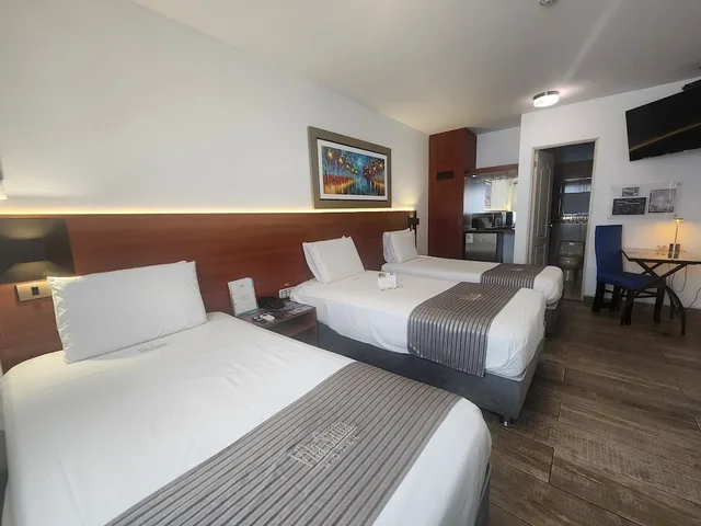 غرفة ثلاثية بثلاثة أسرّة، Hotel Vila Santa Miraflores 1/10