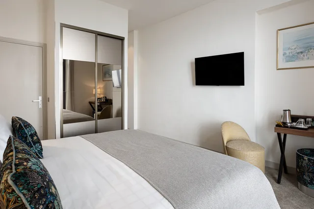 غرفة سوبيريور بسرير مزدوج بشرفة، Westminster Hotel and Spa Nice 8/10