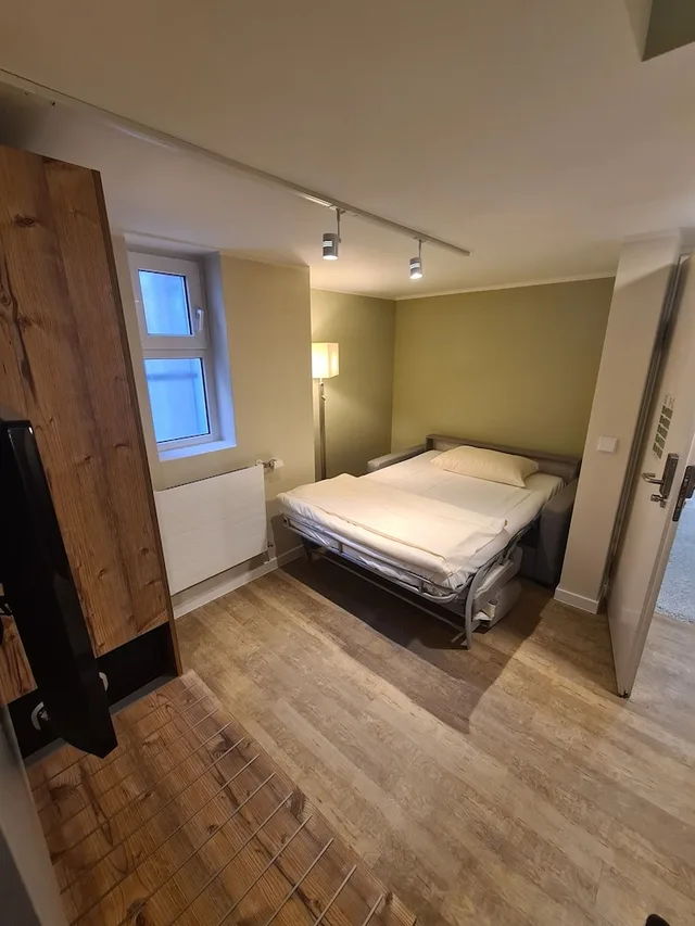 غرفة ثلاثية بسريرين منفصلين مع أريكة، Stadthotel Engel 1/10