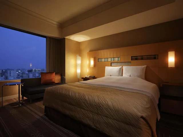 غرفة سوبيريور بسرير مزدوج بإطلالة على المدينة، Hotel Okura Fukuoka 1/1