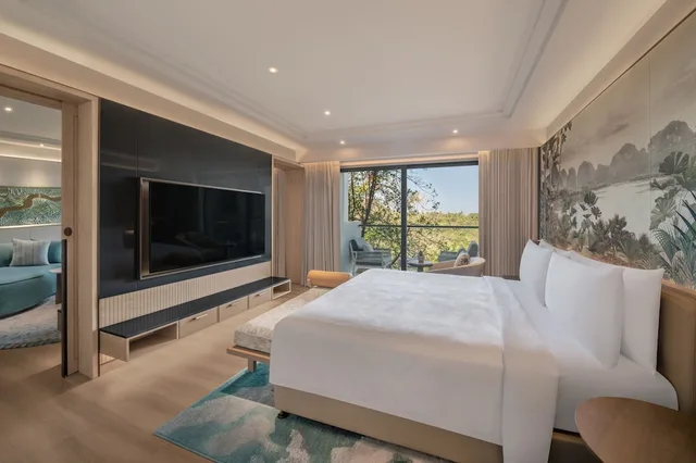 Luxury, Suite, King Bed, Garden View, Balcony, JW Marriott Goa Vagator 1/3