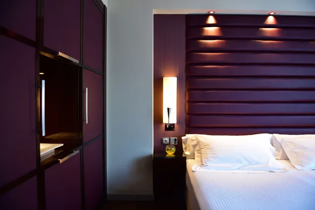 Standard, King and Twin Beds, Pestana Arena Barcelona 2/8