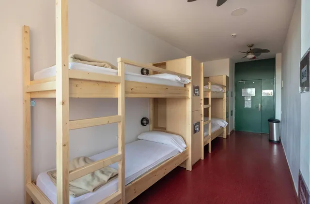 غرفة مفردة بحمام خاص، Inout Hostel 3/5