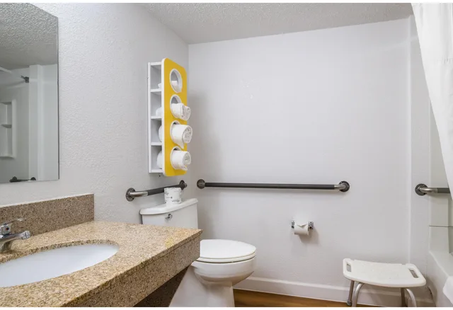 غرفة بسرير كوين، Motel6 Prospect Heights, IL 9/9